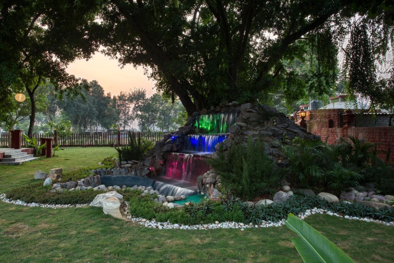 Sunahari Bagh - Pool Farm Retreat @ Gurgaon Bagian luar foto