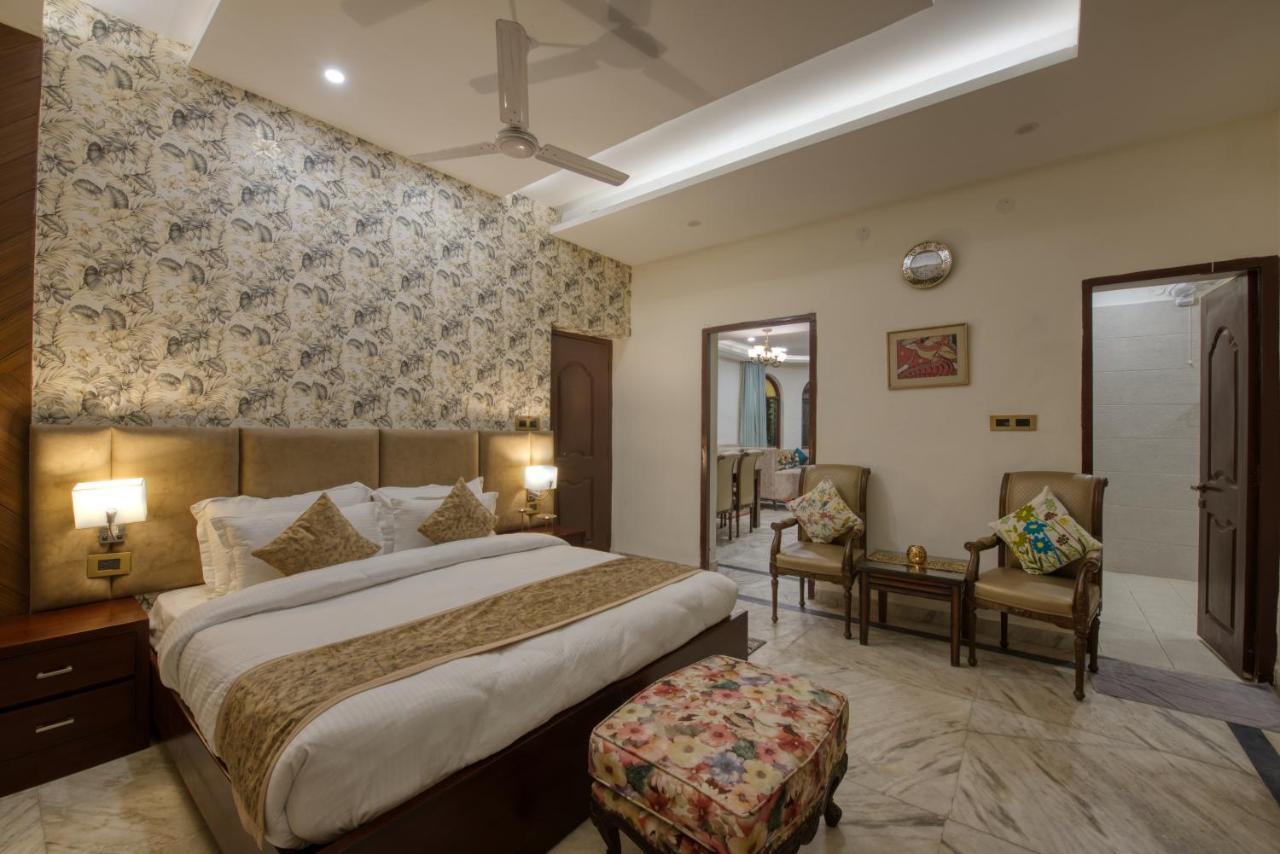 Sunahari Bagh - Pool Farm Retreat @ Gurgaon Bagian luar foto